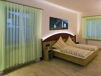 Alpchalet Schwanstein Halblech 3*,