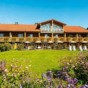 3* Hotel An Der Brunnader - Therme Befindet Sich 4 Geh-minuten Entfernt