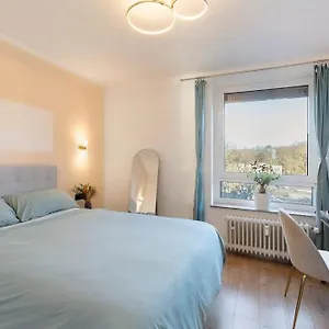 Privatunterkunft Charmentes Privatzimmer Mit Kueche, Naturgebiet 