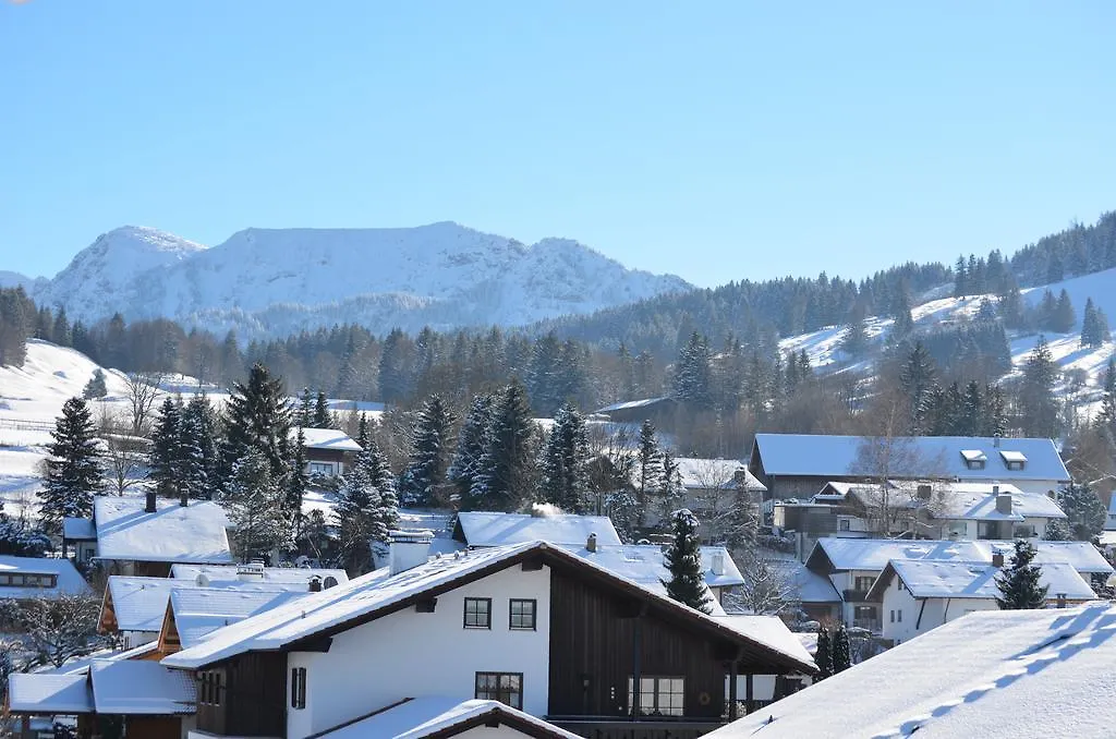 Alpchalet Schwanstein هالبليخ فندق